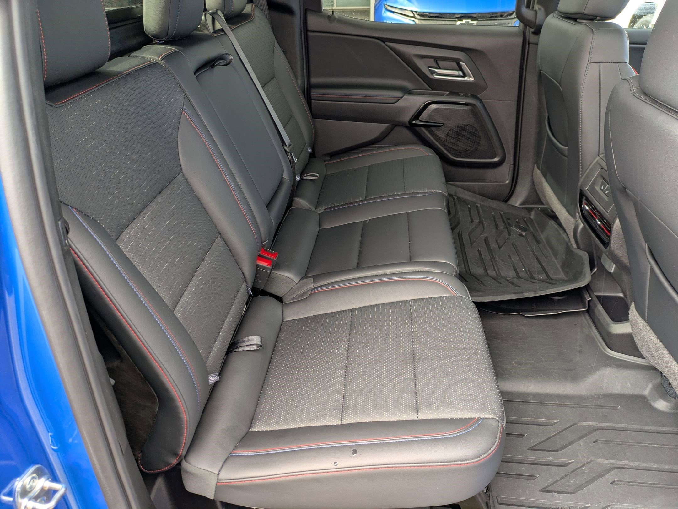 Used 2025 Chevrolet Silverado EV RST image 26