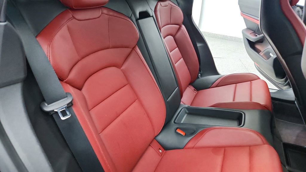 Used 2020 Porsche Taycan 4S w/ Premium Package image 36