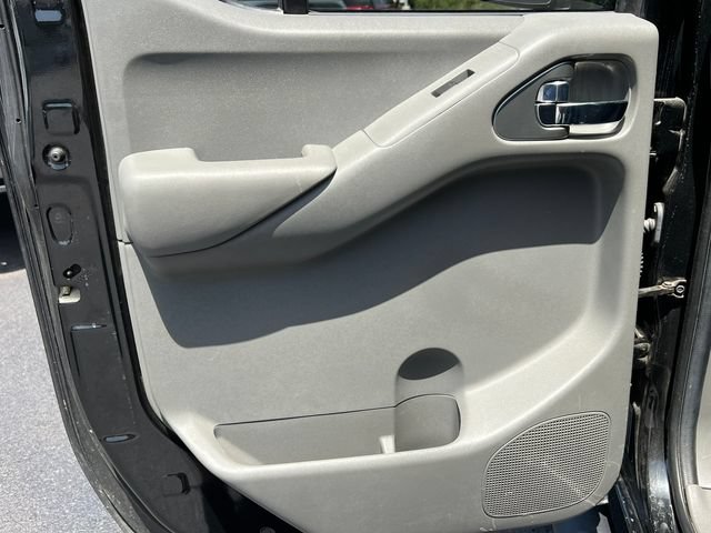 Used 2020 Nissan Frontier SV w/ Midnight Edition Floor Mats AWD/4WD image 36