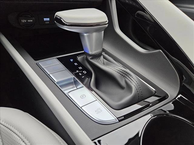 New 2026 Hyundai Elantra Limited FWD image 13