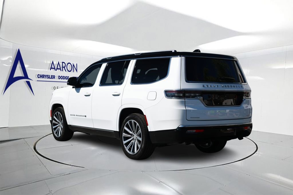 Used 2023 Jeep Grand Wagoneer Series II AWD/4WD image 2