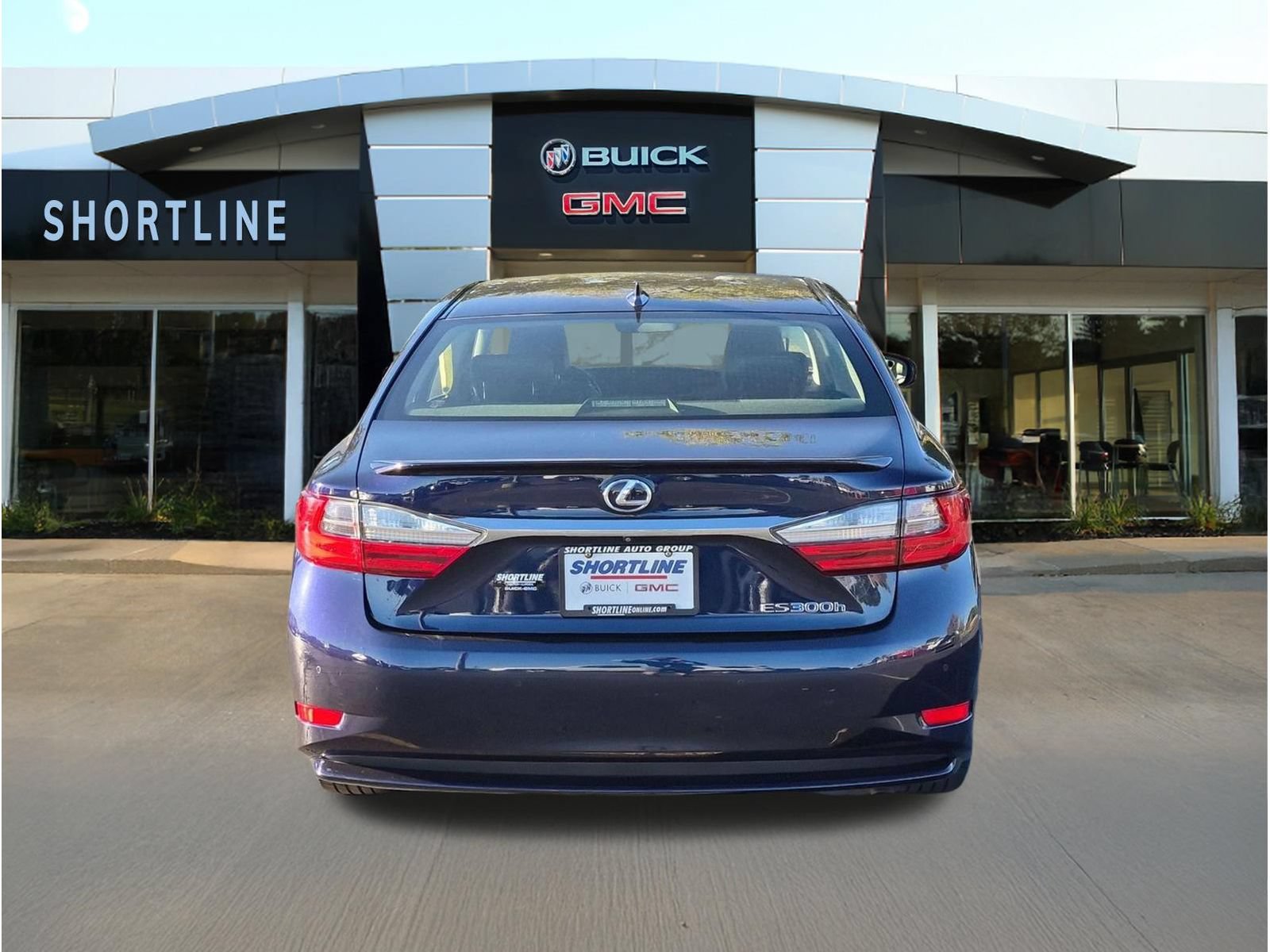 Used 2016 Lexus ES 300h w/ Navigation System Package FWD image 4