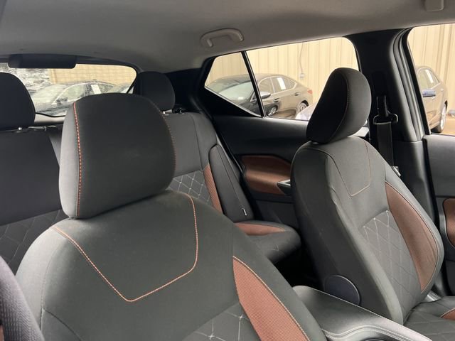 Used 2020 Nissan Kicks SR image 31