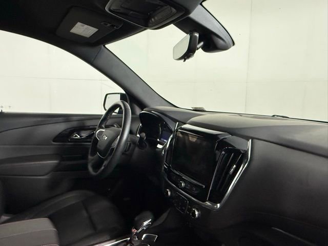 Used 2023 Chevrolet Traverse RS w/ LPO, Floor Liner Package FWD image 37