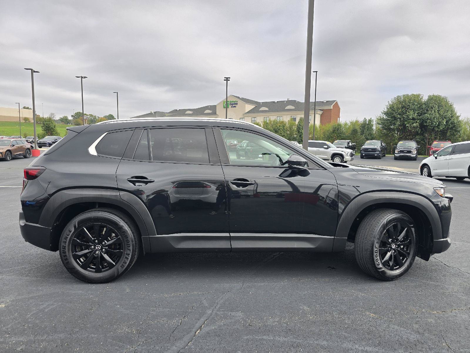 Used 2025 MAZDA CX-50 AWD 2.5 S w/ Premium Package image 8