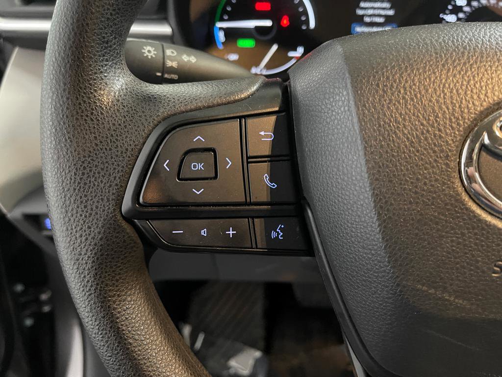 Used 2024 Toyota Sienna LE image 20