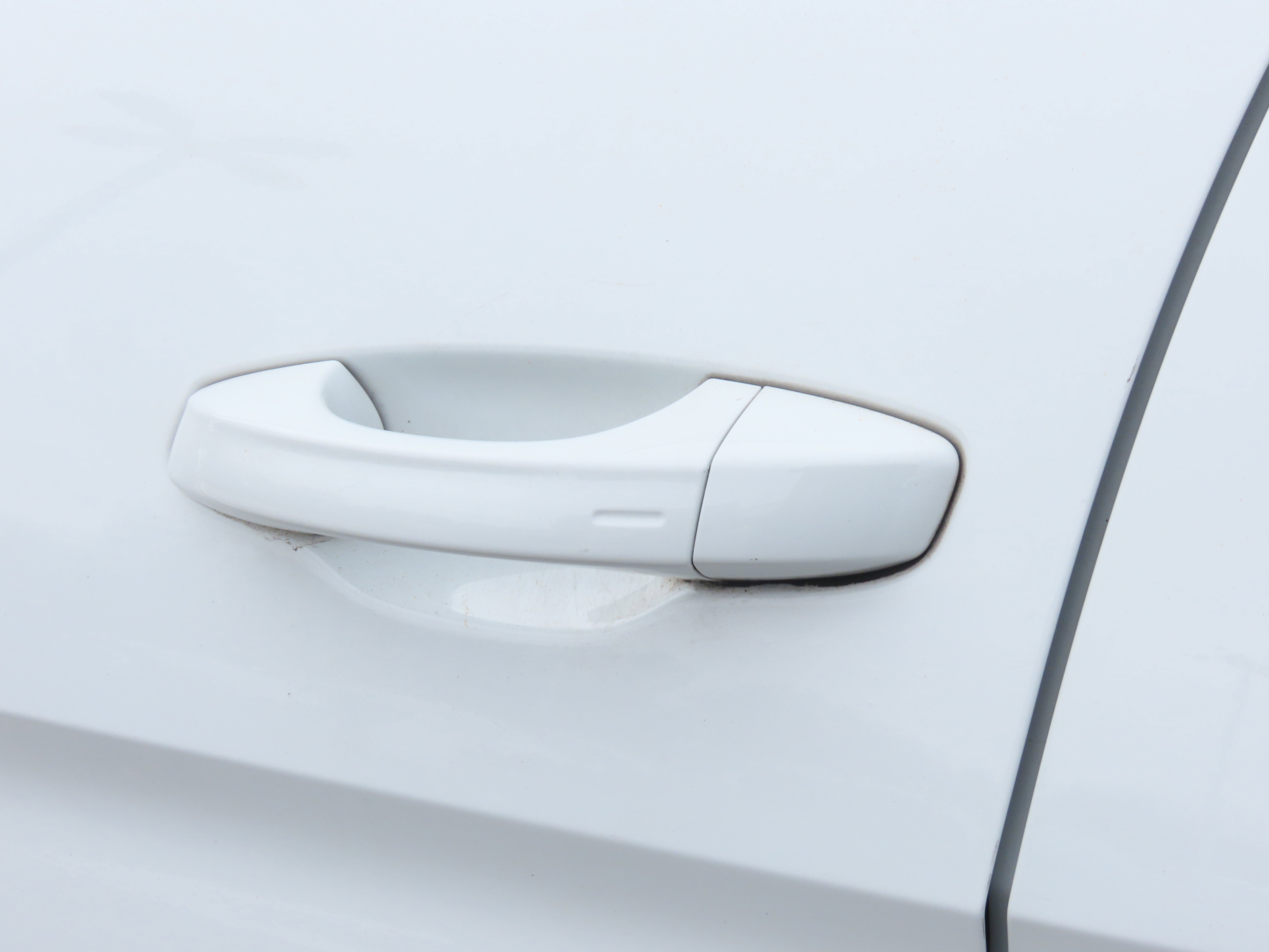 Used 2022 Volkswagen Atlas Cross Sport SE w/ Panoramic Sunroof Package image 23