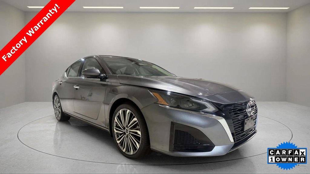 Used 2024 Nissan Altima 2.5 SL image 1