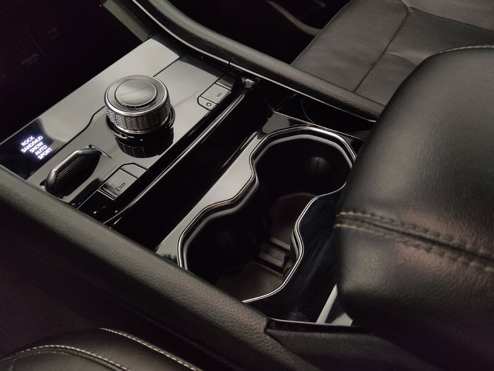 Used 2022 Jeep Grand Cherokee Limited 4xe image 26