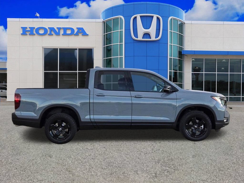 New 2026 Honda Ridgeline Black Edition image 2