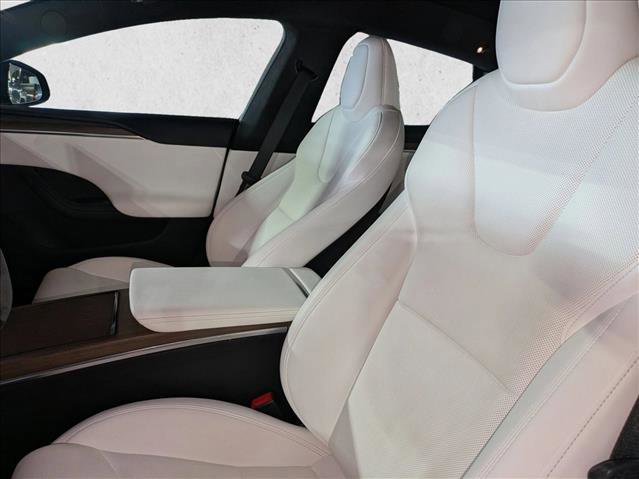 Used 2022 Tesla Model S image 18