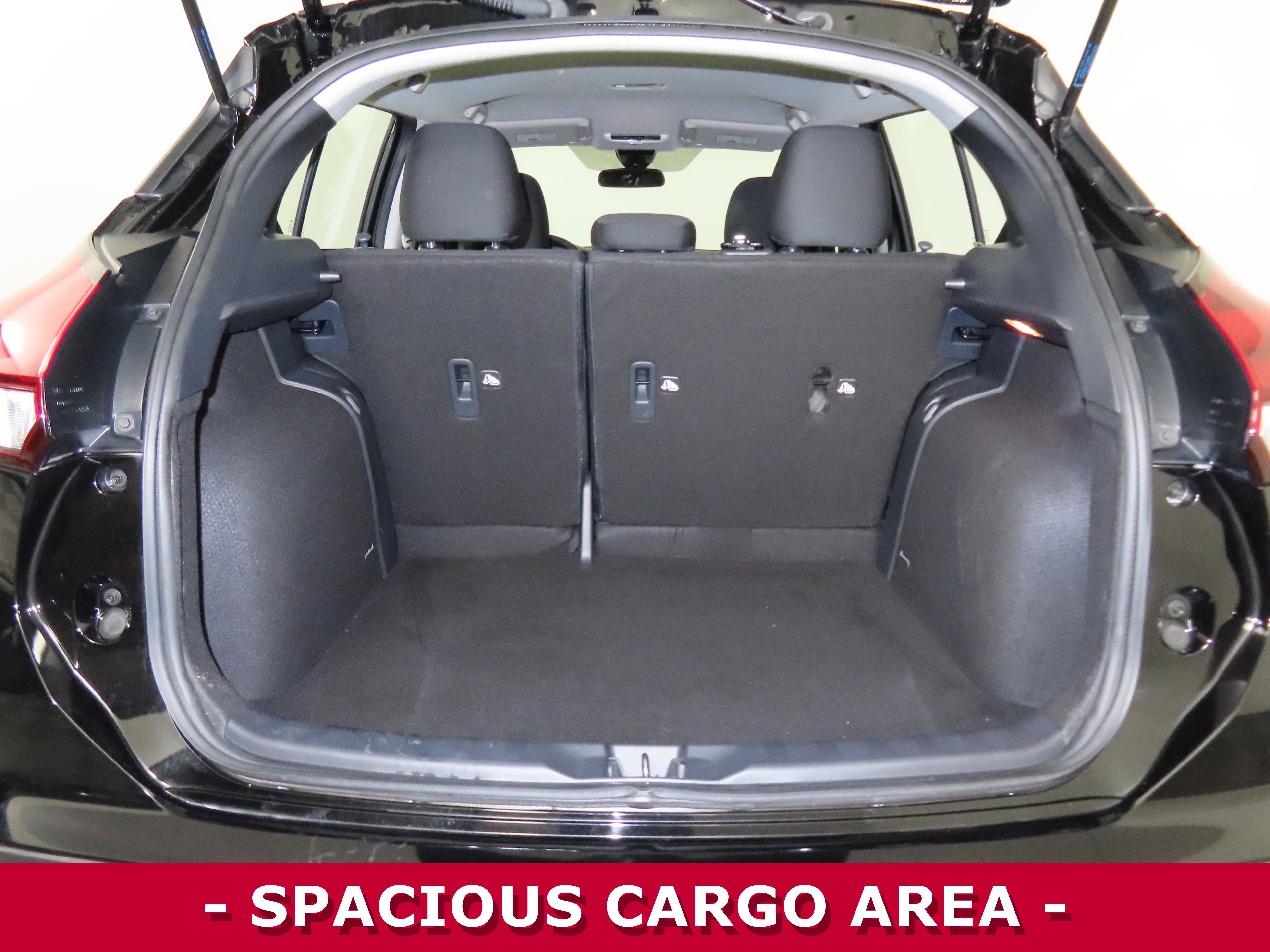 Certified 2025 Nissan Kicks Play S image 23