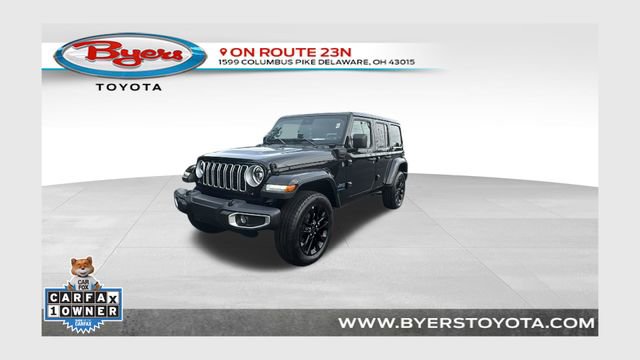 Used 2025 Jeep Wrangler Unlimited Sahara w/ Safety Group AWD/4WD image 1