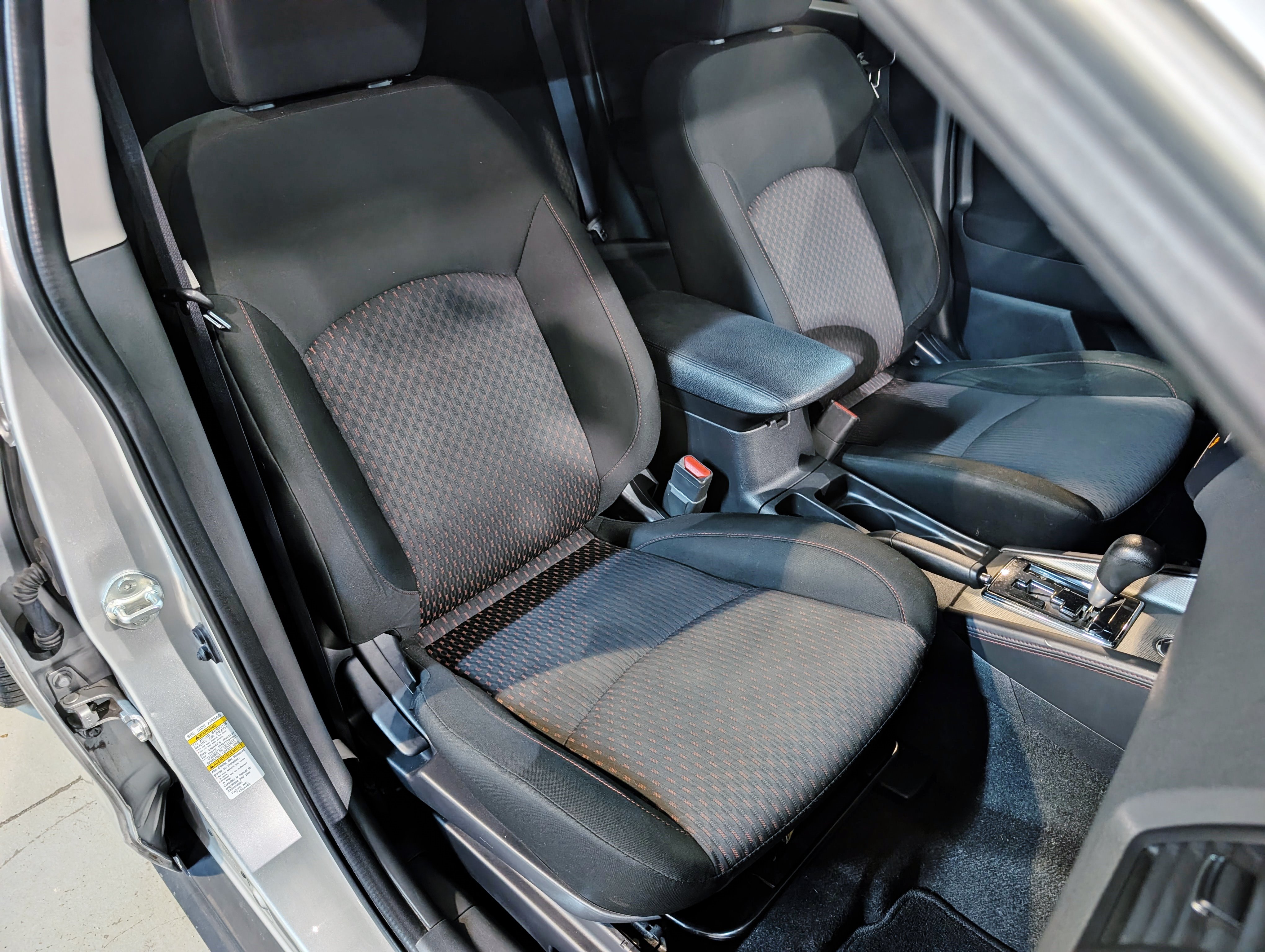 Used 2018 Mitsubishi Outlander Sport ES AWD/4WD image 30
