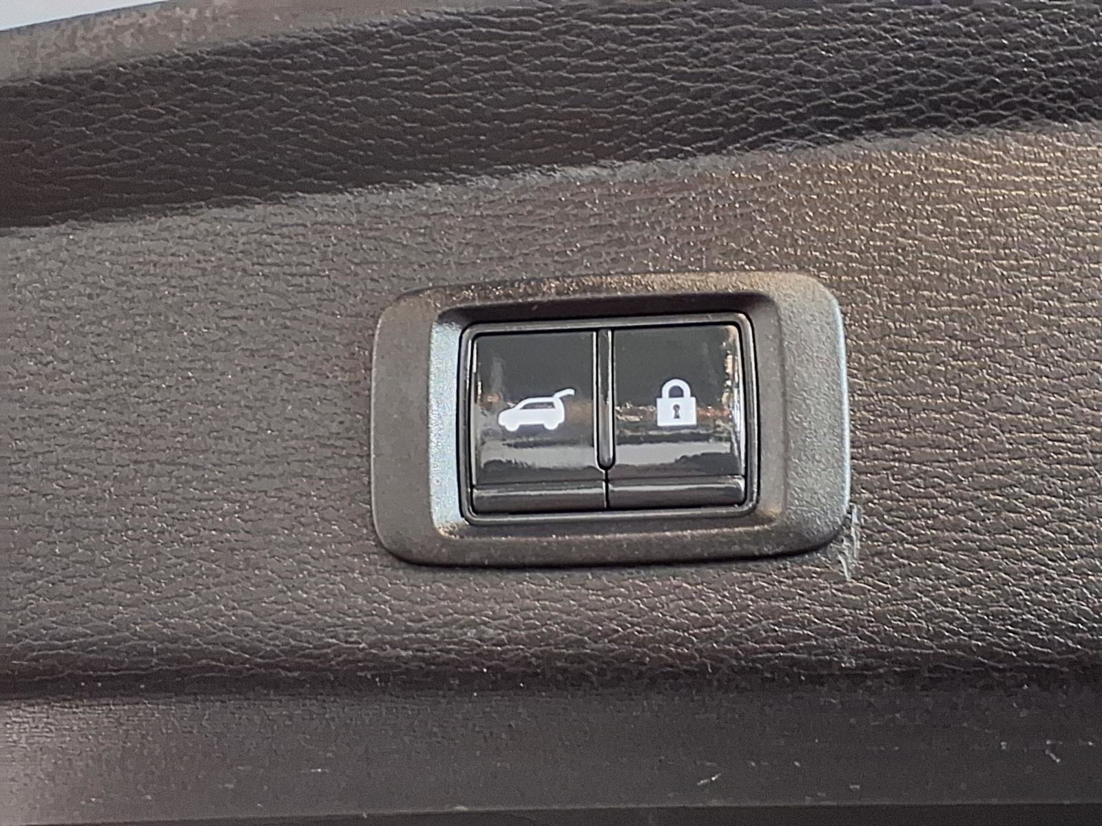 Used 2022 Mitsubishi Outlander SE image 7