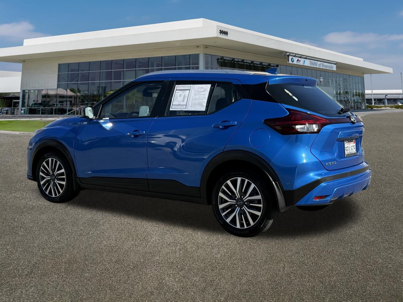Used 2023 Nissan Kicks SV image 8