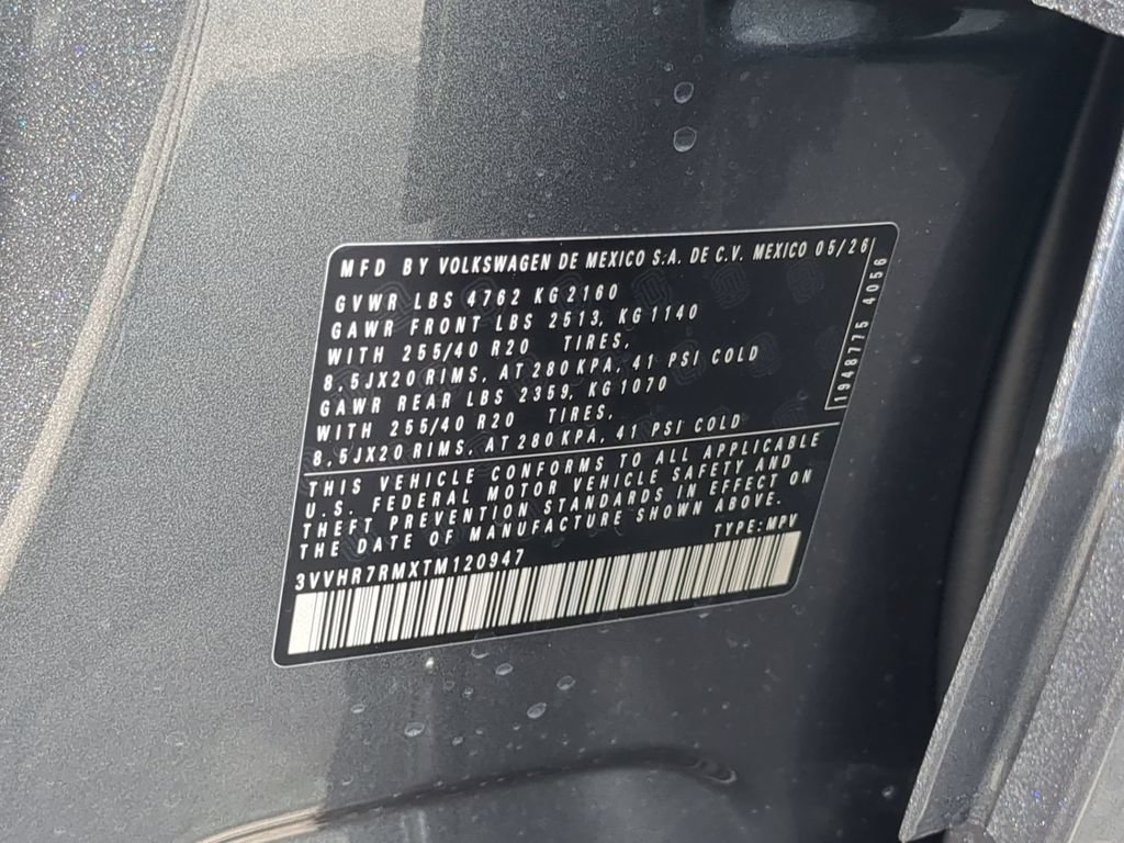 New 2026 Volkswagen Tiguan SE R-Line FWD image 34