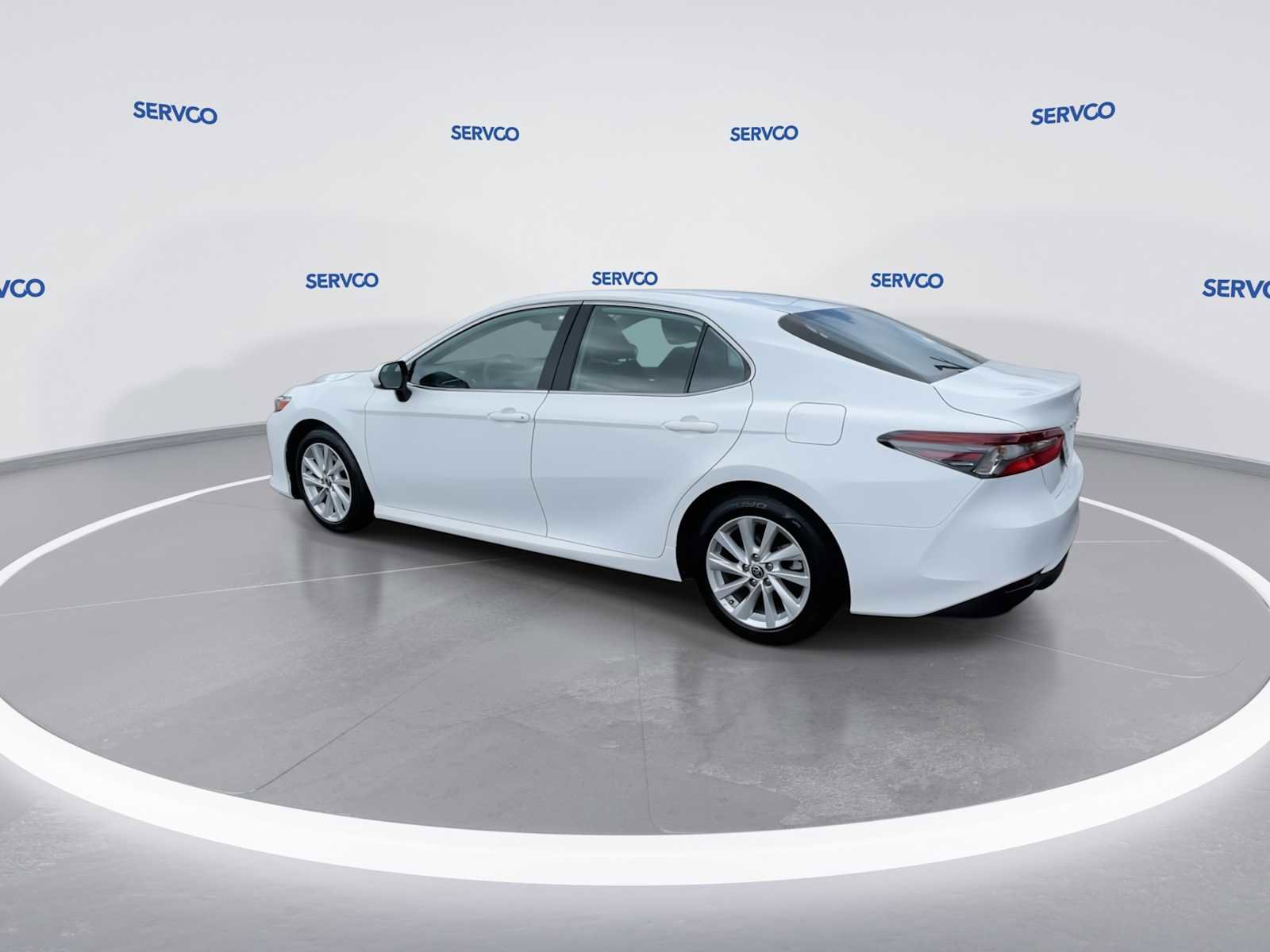 Used 2023 Toyota Camry LE image 7