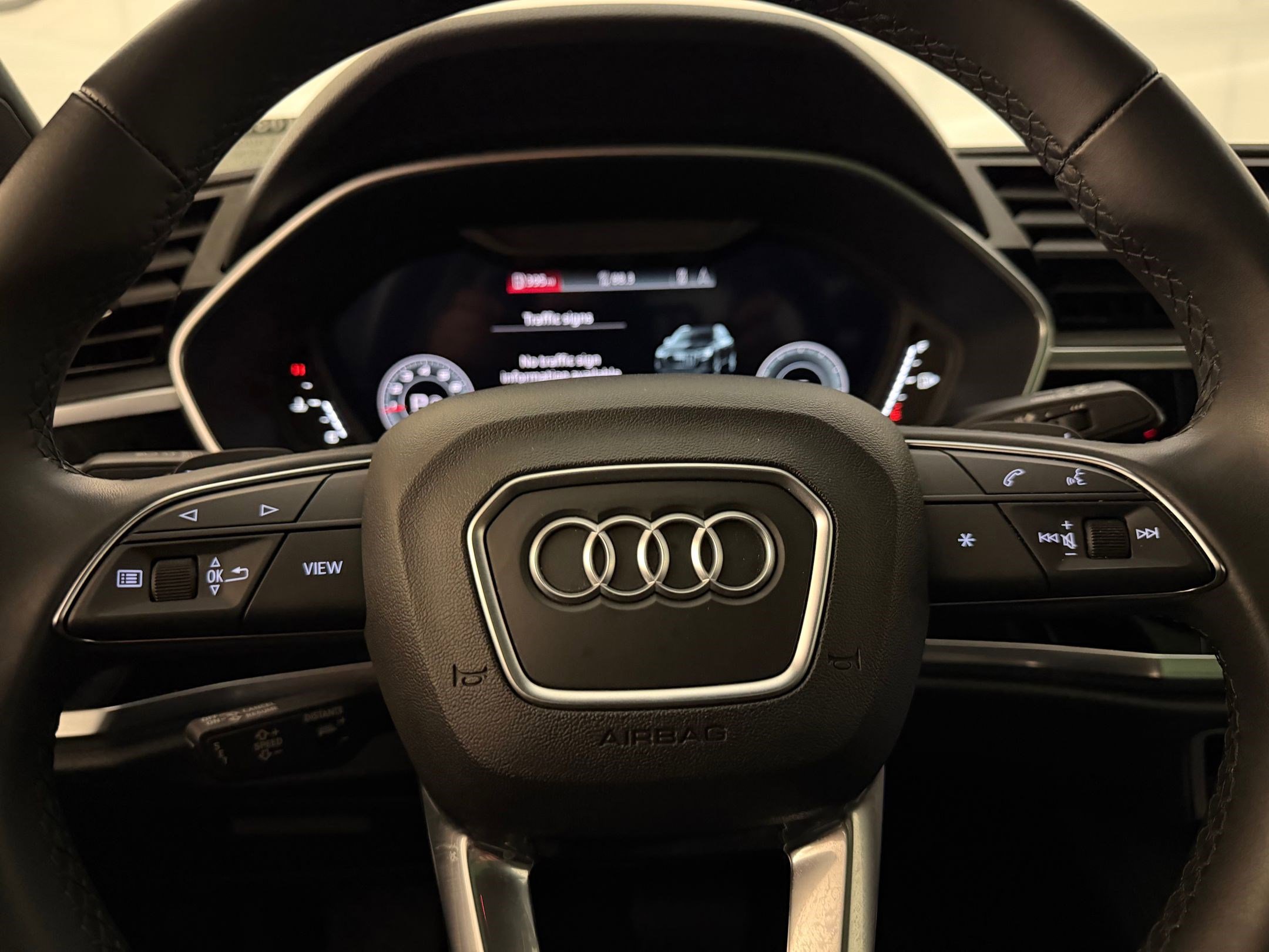 Certified 2023 Audi Q3 2.0T Premium Plus w/ Premium Plus Package image 17