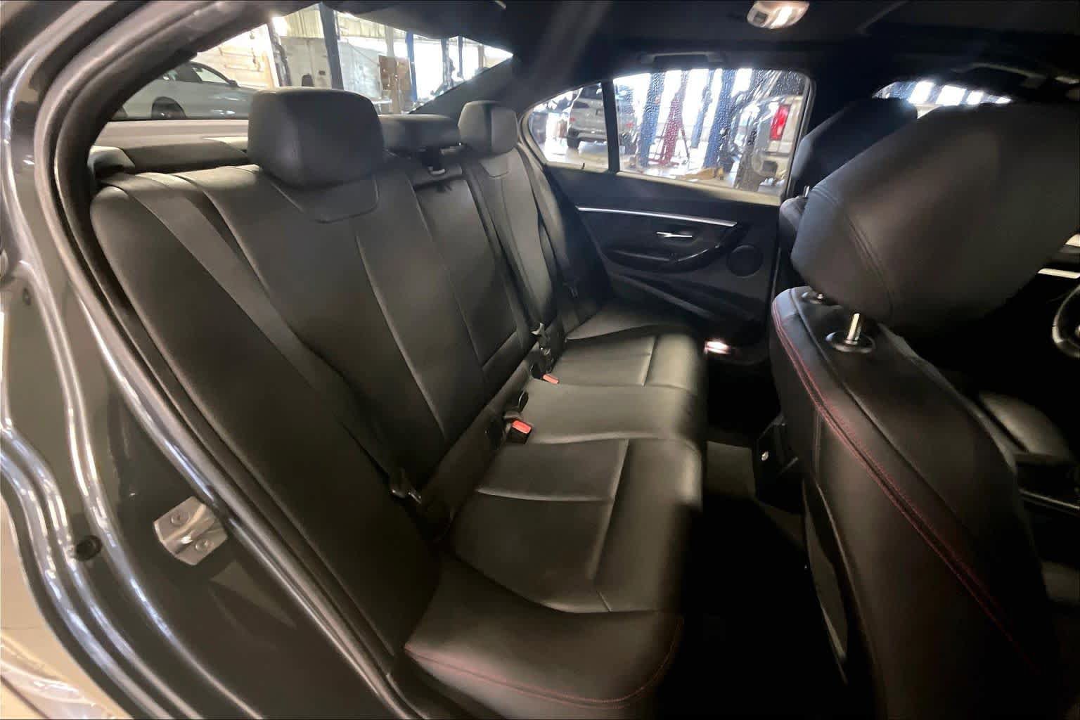 Used 2016 BMW 328i Sedan RWD image 18