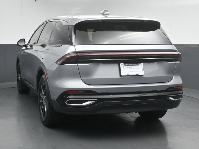 Certified 2024 Lincoln Nautilus Premier w/ Equipment Group 102A AWD/4WD image 6