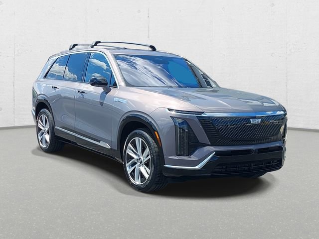 Used 2026 Cadillac Vistiq Luxury image 3