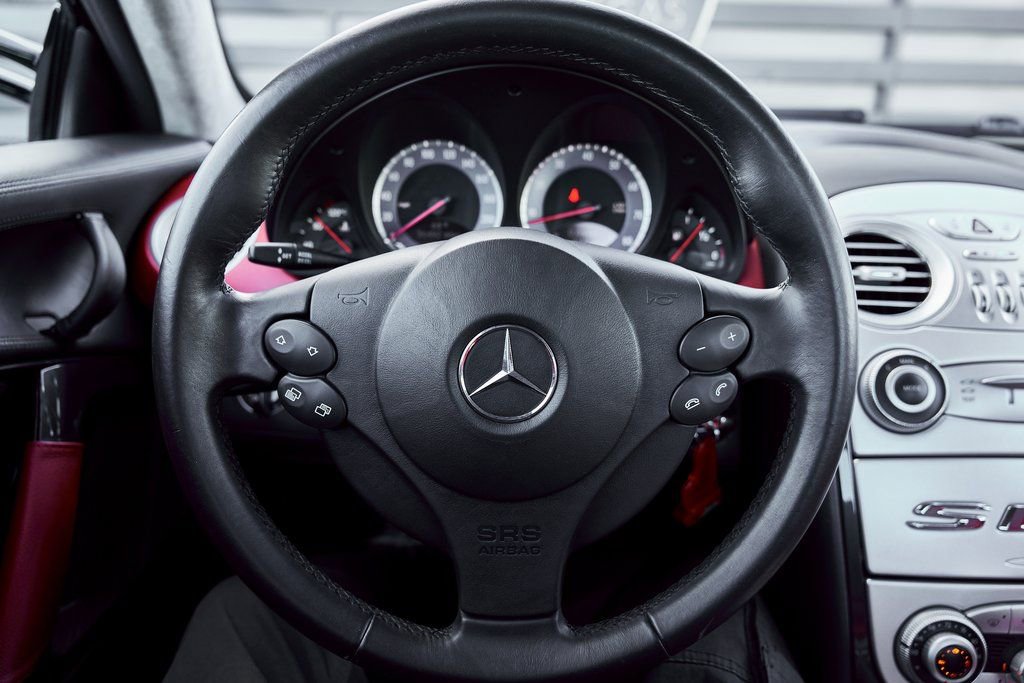 Used 2006 Mercedes-Benz SLR image 52