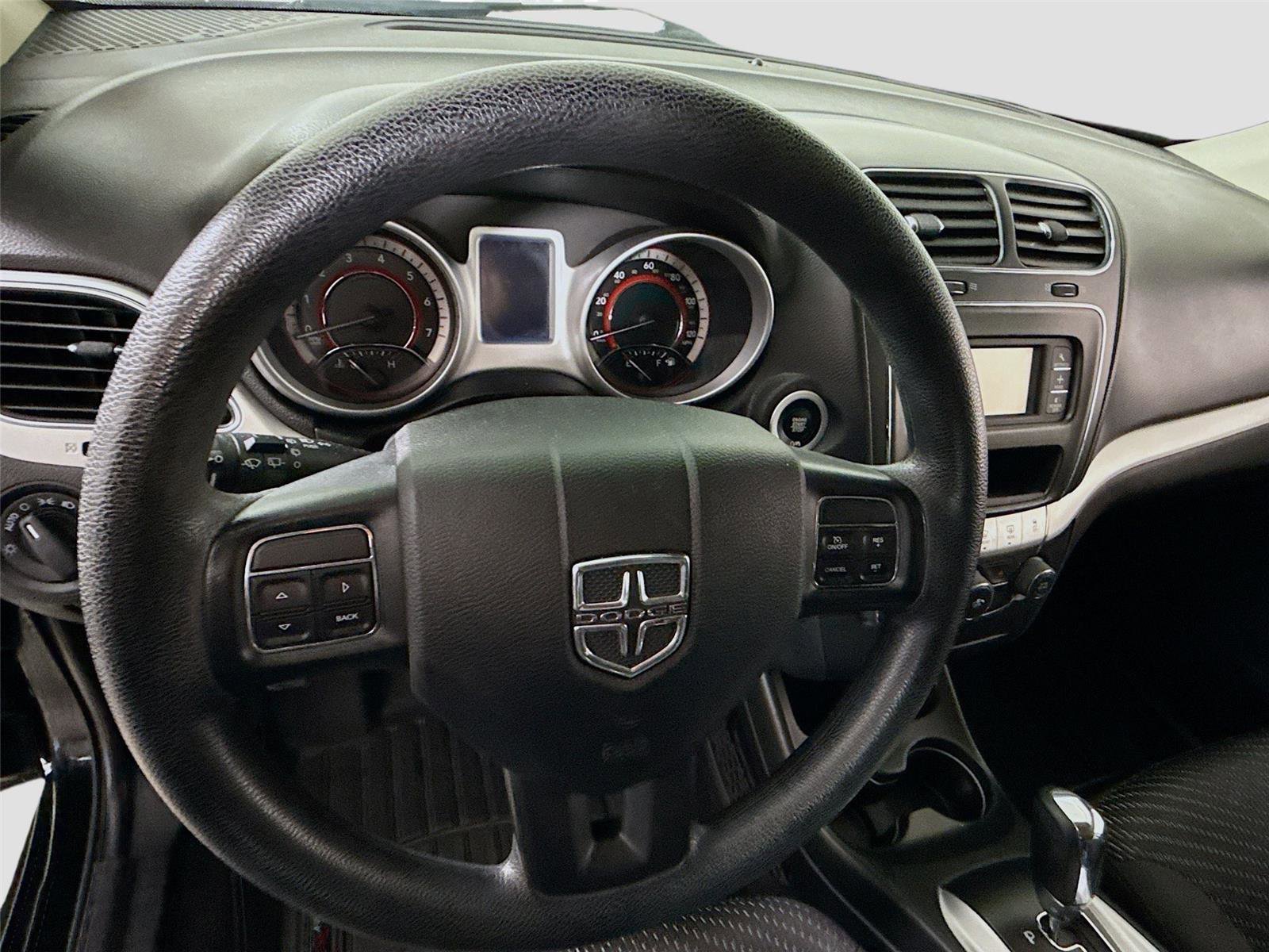 Used 2018 Dodge Journey SE w/ Blacktop Package FWD image 5