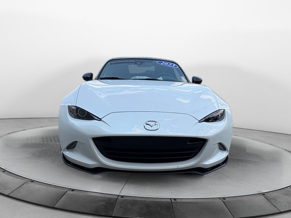 Certified 2023 MAZDA MX-5 Miata Club w/ Brembo/BBS Recaro Package RWD image 2