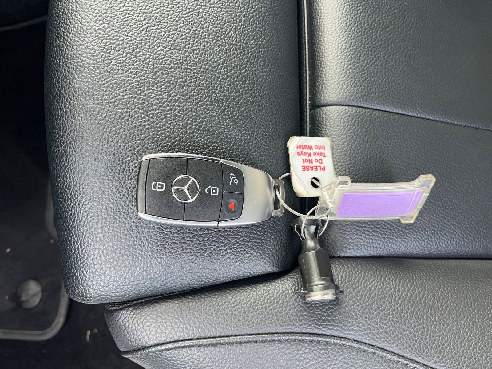 Used 2024 Mercedes-Benz EQB 250+ image 29