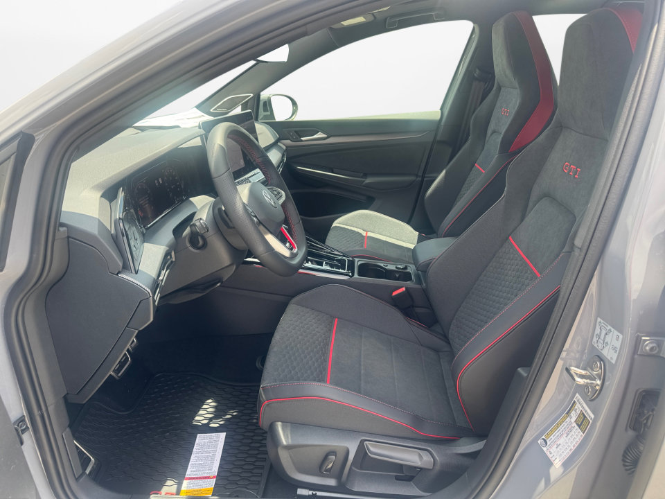New 2025 Volkswagen GTI SE image 9