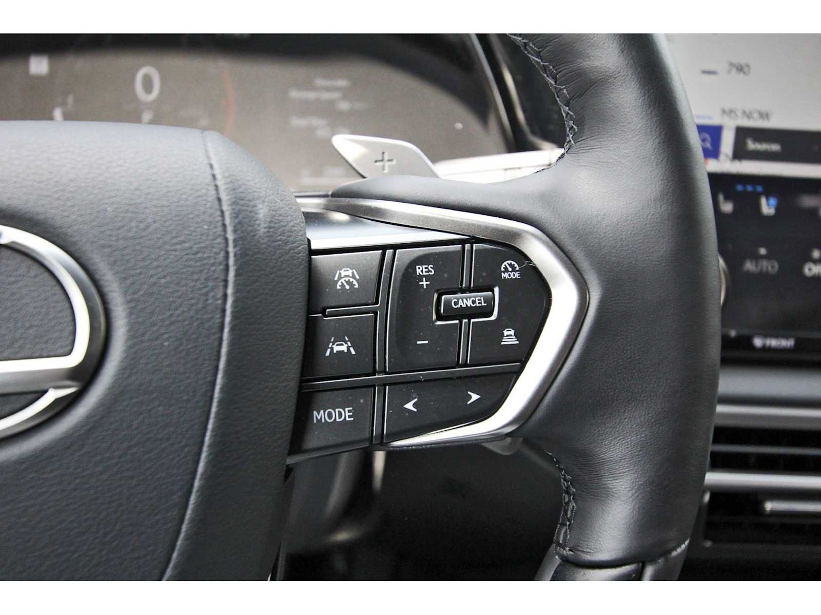 Used 2025 Lexus RX 350 Premium FWD image 16