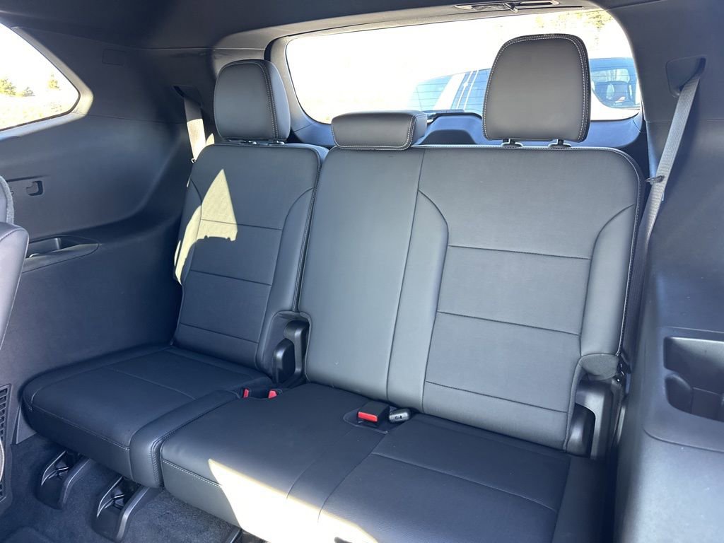 Used 2025 Buick Enclave Preferred image 13