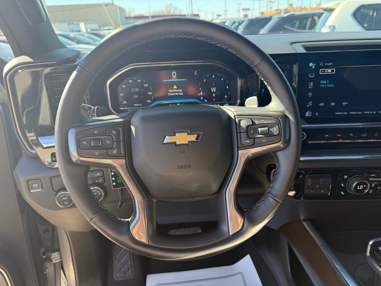 Used 2024 Chevrolet Silverado 1500 High Country w/ Technology Package image 17