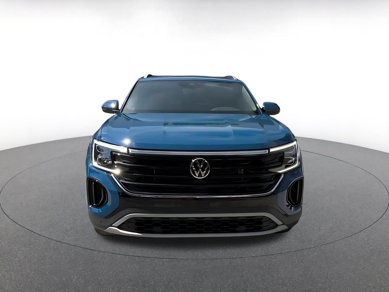 Used 2026 Volkswagen Atlas Cross Sport SE FWD image 4