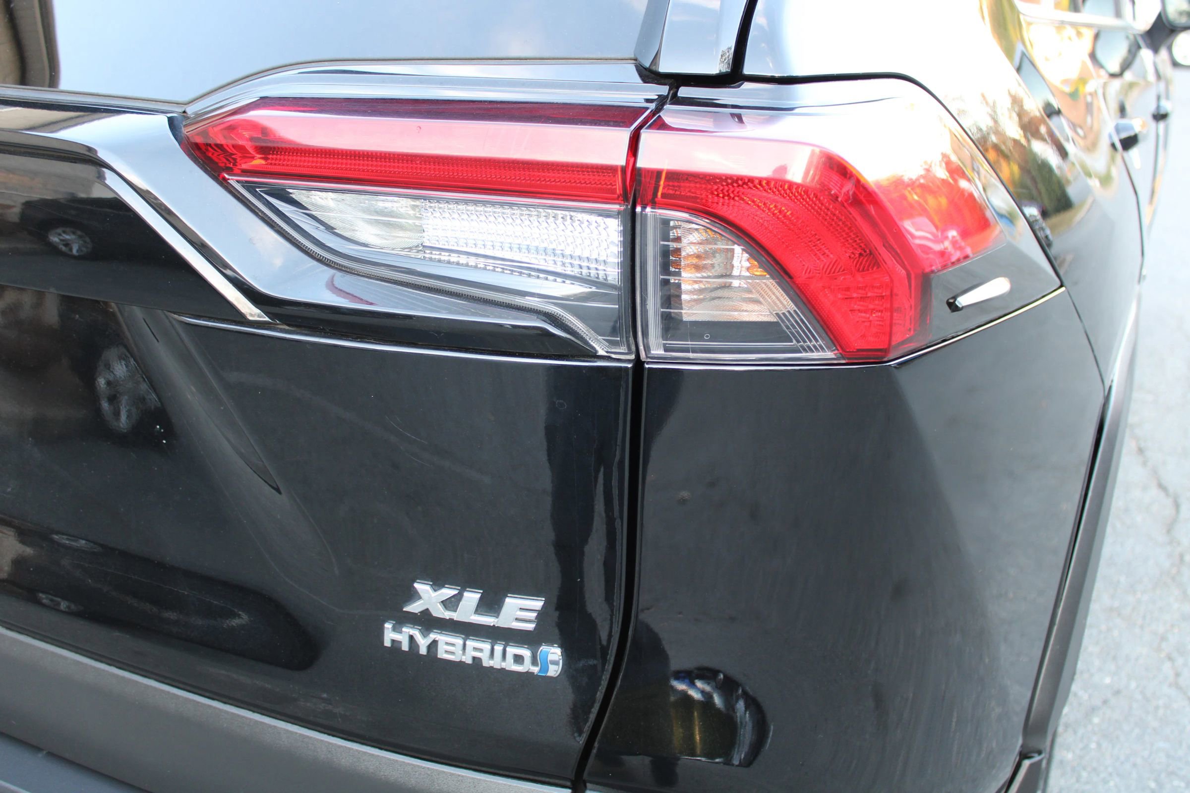 Used 2023 Toyota RAV4 XLE image 25