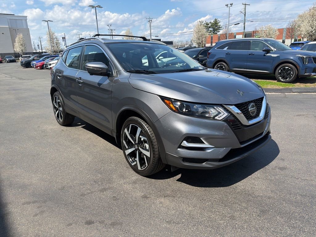 Used 2022 Nissan Rogue Sport SL image 4