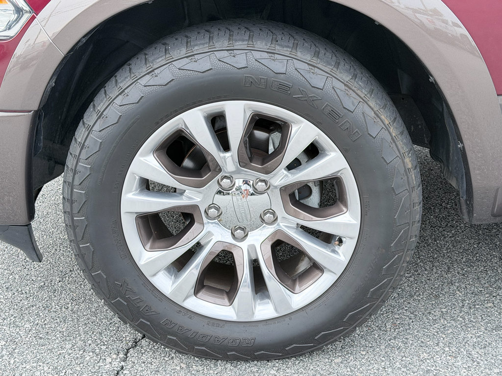 Used 2018 RAM 1500 Laramie Longhorn RWD image 35