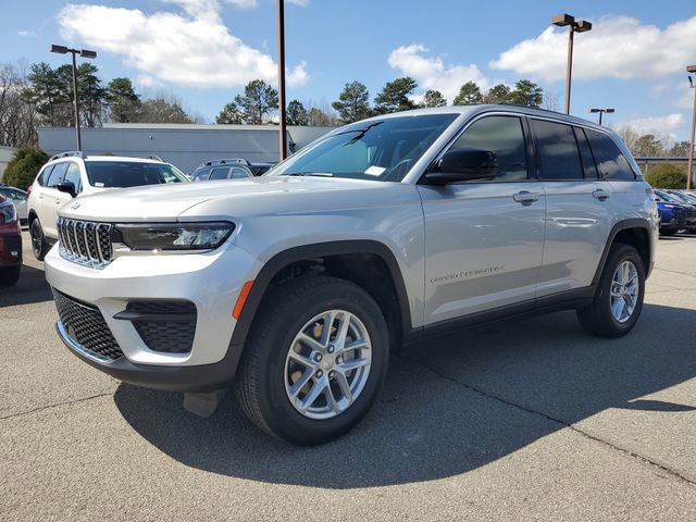 New 2026 Jeep Grand Cherokee Laredo X image 3