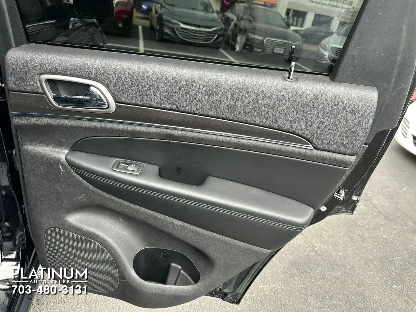 Used 2018 Jeep Grand Cherokee Limited AWD/4WD image 20