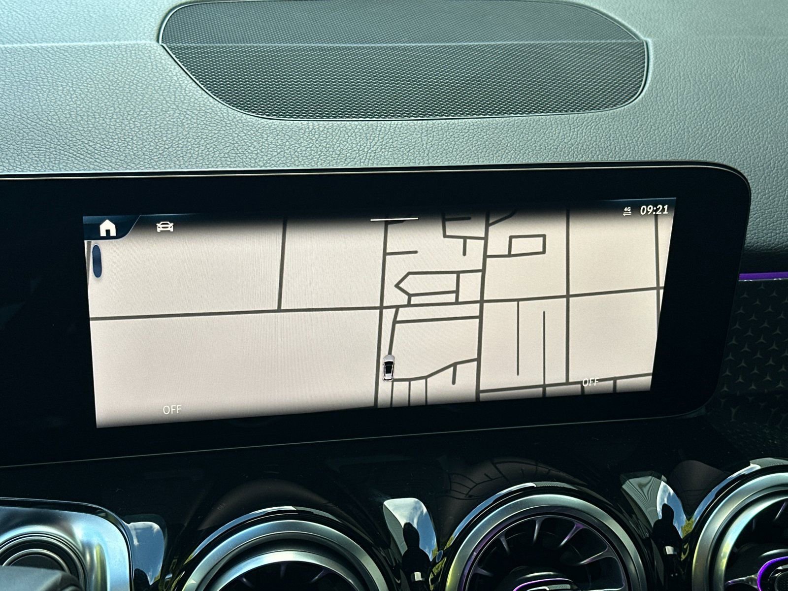 Certified 2026 Mercedes-Benz GLB 250 4MATIC image 19