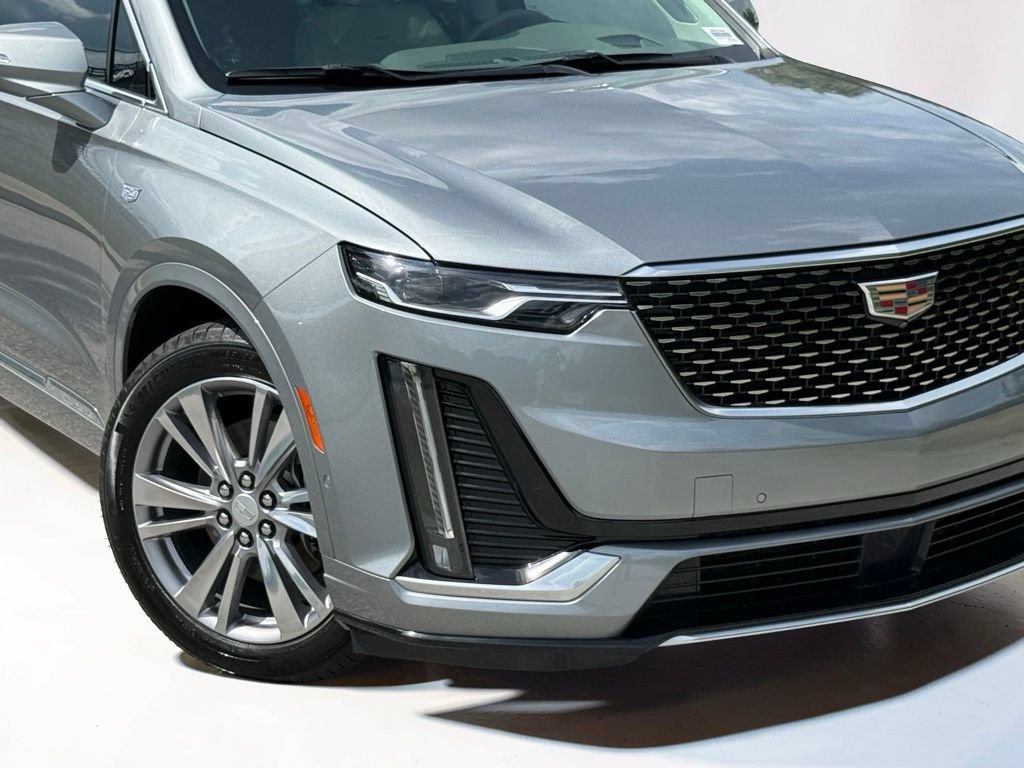 Used 2021 Cadillac XT6 Premium Luxury w/ Platinum Package AWD/4WD image 7