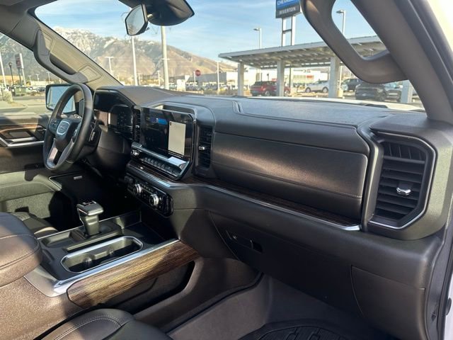 Used 2024 GMC Sierra 1500 Elevation w/ Elevation Premium Package AWD/4WD image 19
