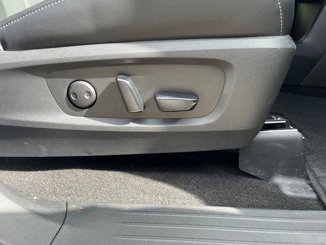 Used 2023 INFINITI QX60 Luxe w/ Performance Audio Package AWD/4WD image 36