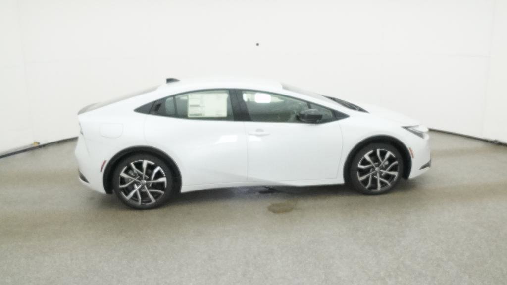 New 2026 Toyota Prius Plug-In Hybrid image 11