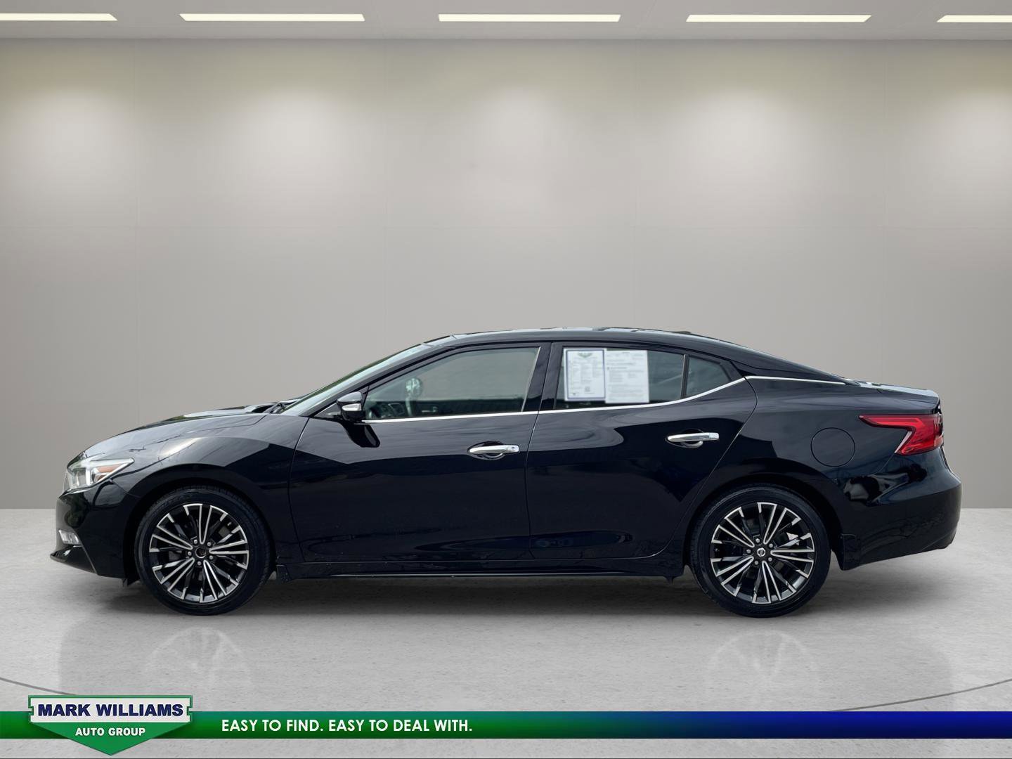 Used 2016 Nissan Maxima Platinum FWD image 4