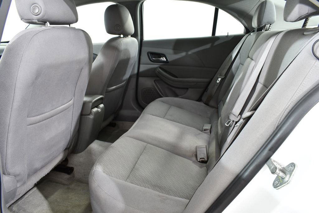 Used 2013 Chevrolet Malibu LS image 16