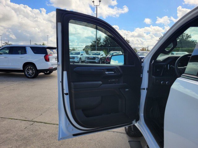 Used 2024 GMC Sierra 1500 AT4 w/ Technology Package image 14