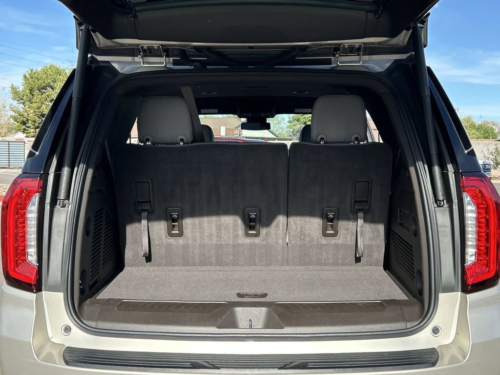 Used 2023 GMC Yukon SLT image 26