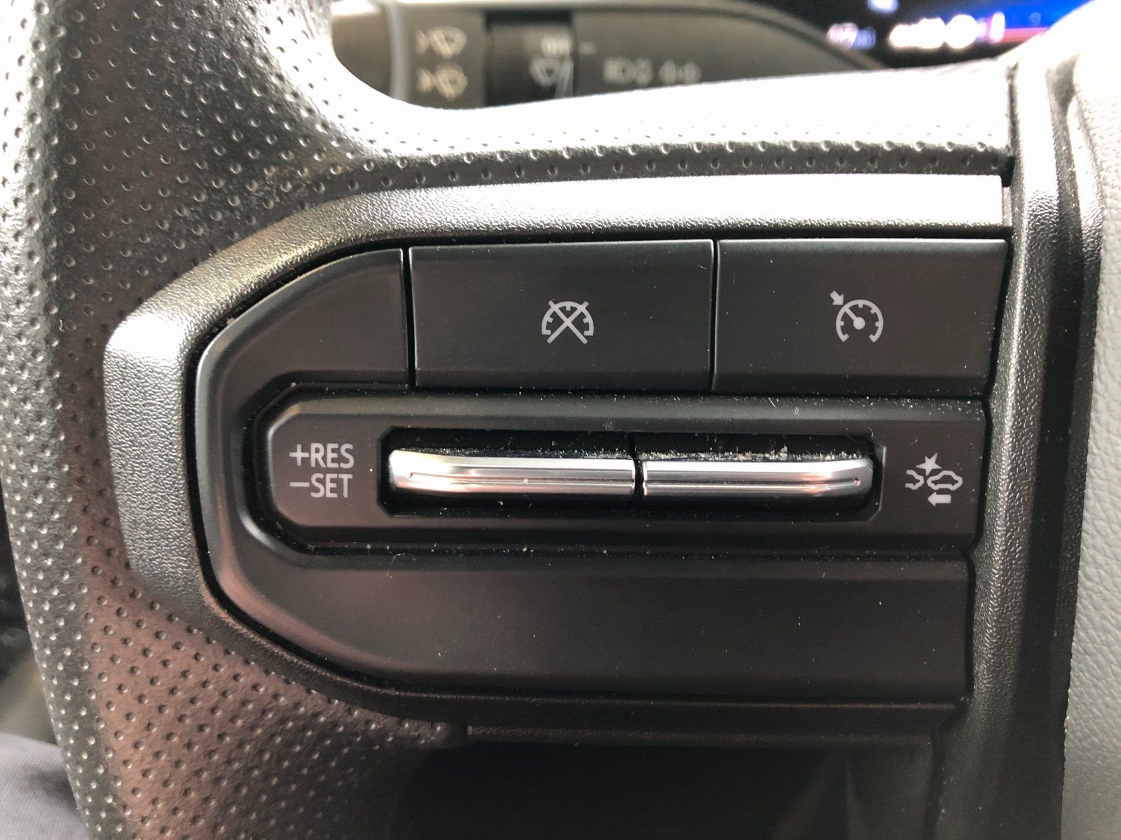 Certified 2024 Chevrolet Colorado W/T w/ WT Convenience Package II image 32